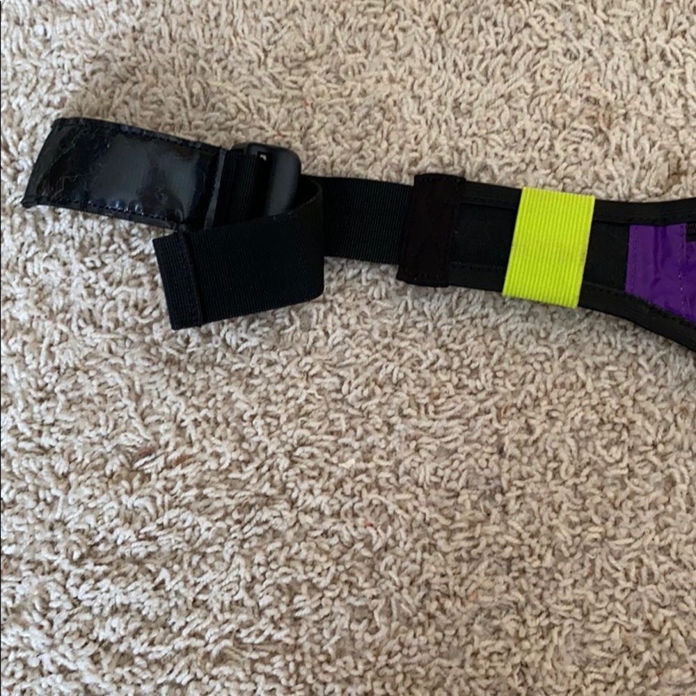 Adjustable FuelBelt - Picture 2 of 9
